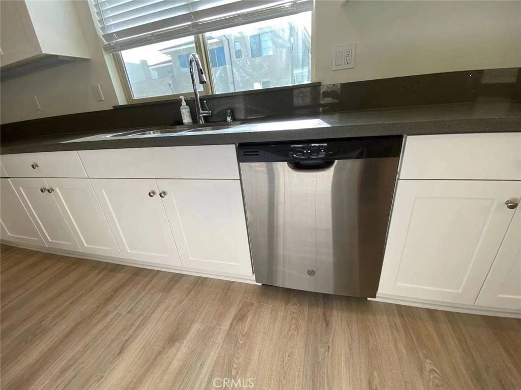 Irvine, CA 92618,143 Frame