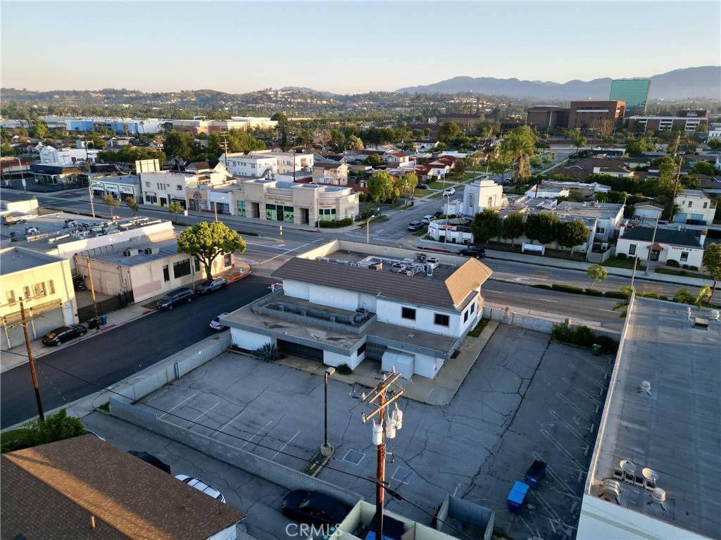Alhambra, CA 91801,2350 W Valley