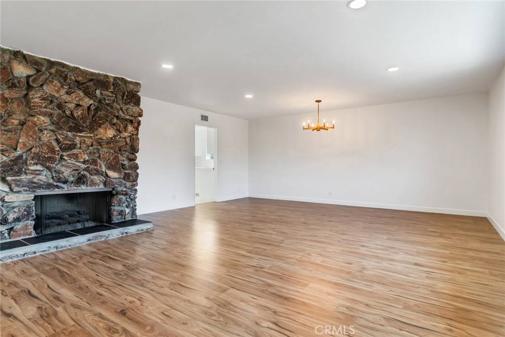Claremont, CA 91711,2343 Navarro DR