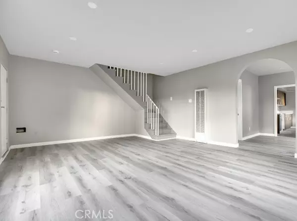 Los Angeles, CA 90047,1438 W 69th ST