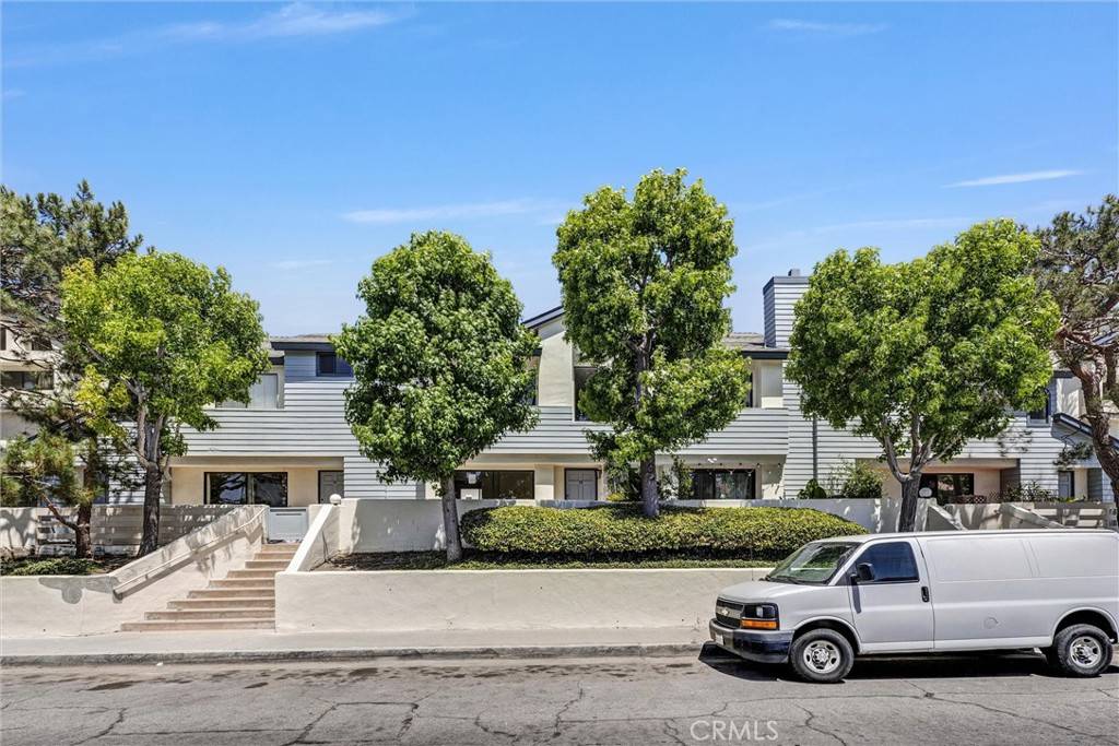 Lawndale, CA 90260,15111 Freeman AVE #50