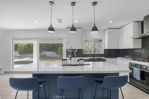 Winnetka, CA 91306,8140 Quartz AVE