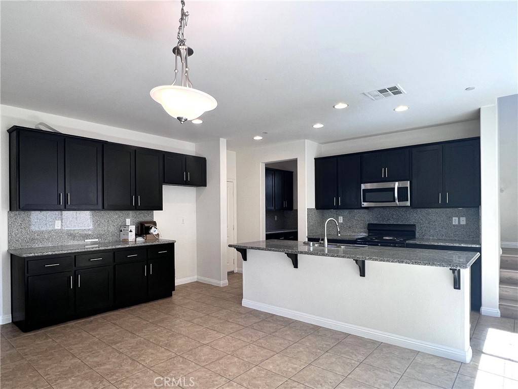 Ontario, CA 91762,2866 S Via Belamaria