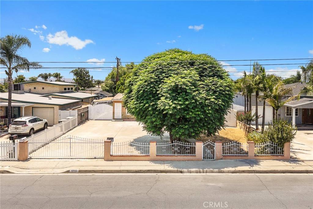Chino, CA 91710,13162 Oaks AVE