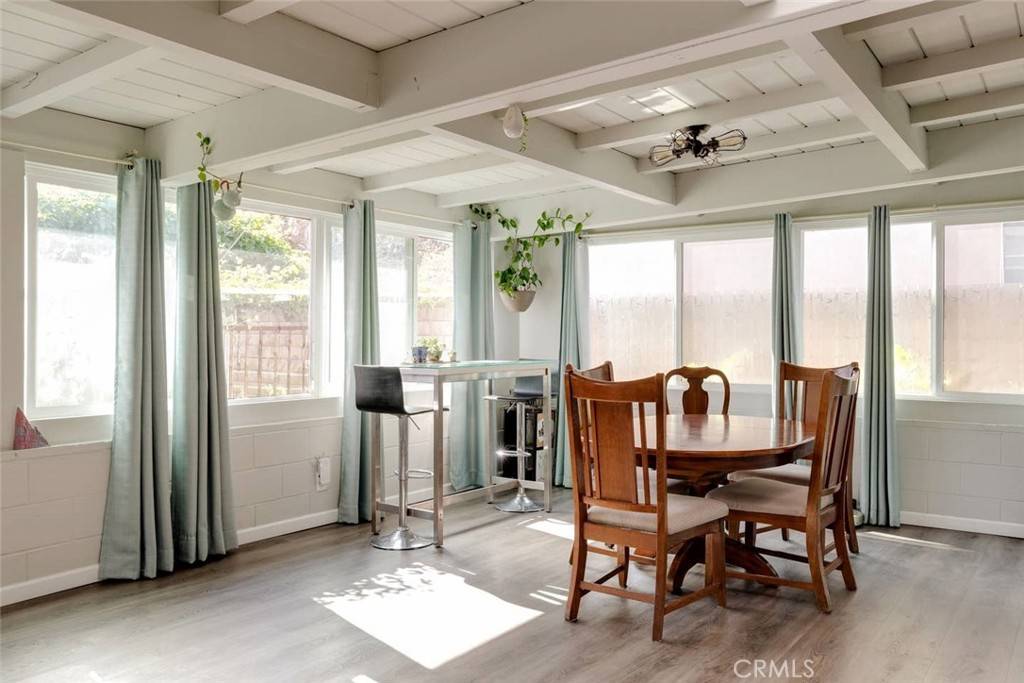 Valley Village, CA 91607,11956 Hatteras ST