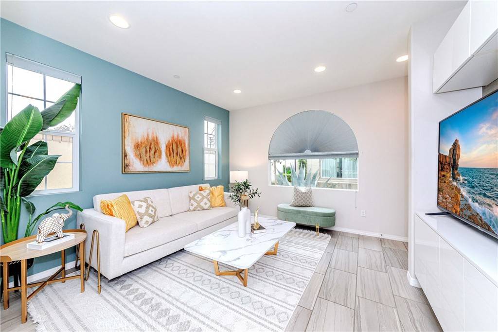 San Gabriel, CA 91776,806 S Gladys Ave