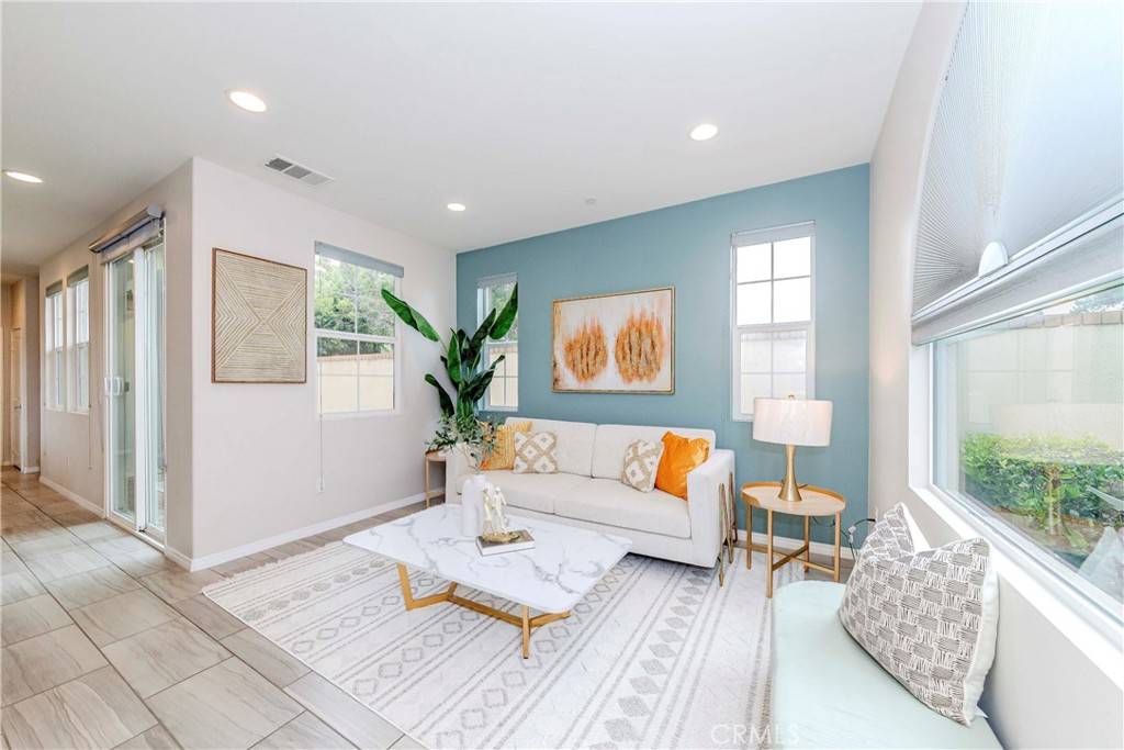 San Gabriel, CA 91776,806 S Gladys Ave