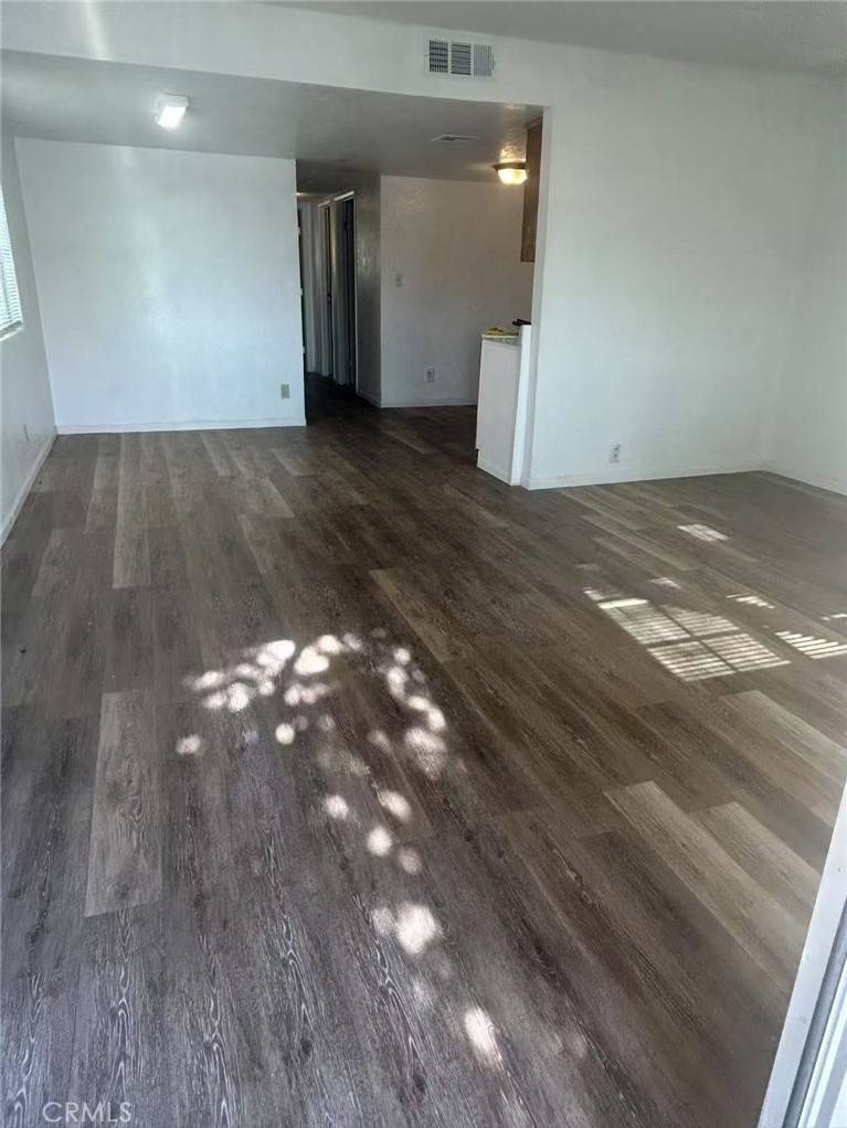 Palmdale, CA 93550,38434 10th St E