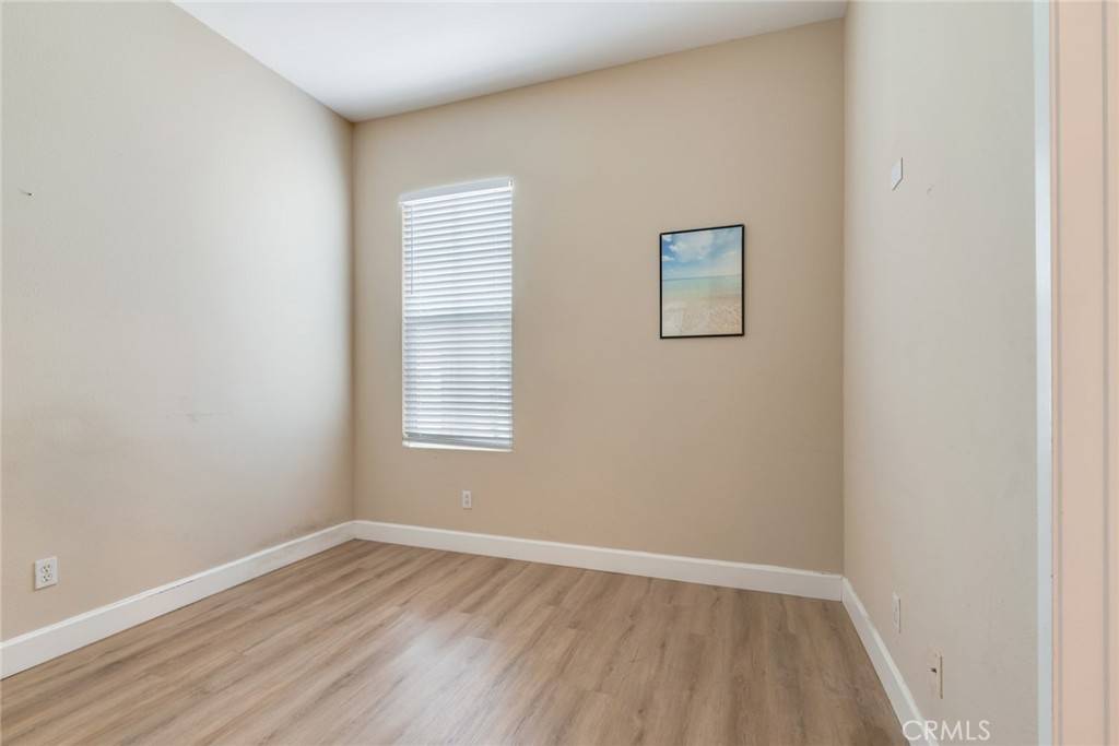 Eastvale, CA 92880,13711 Hidden