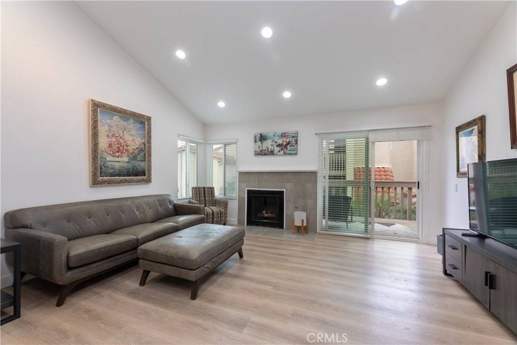 Huntington Beach, CA 92649,16542 Blackbeard LN #201