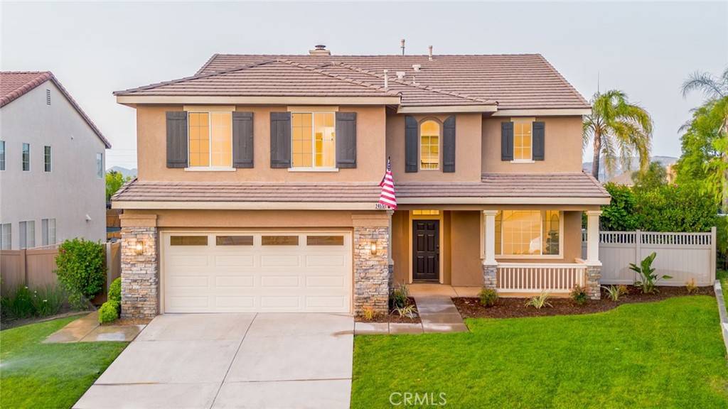 2455 Mcmackin DR, Corona, CA 92881