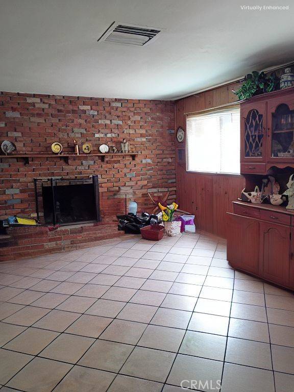 Bloomington, CA 92316,10672 Linden AVE