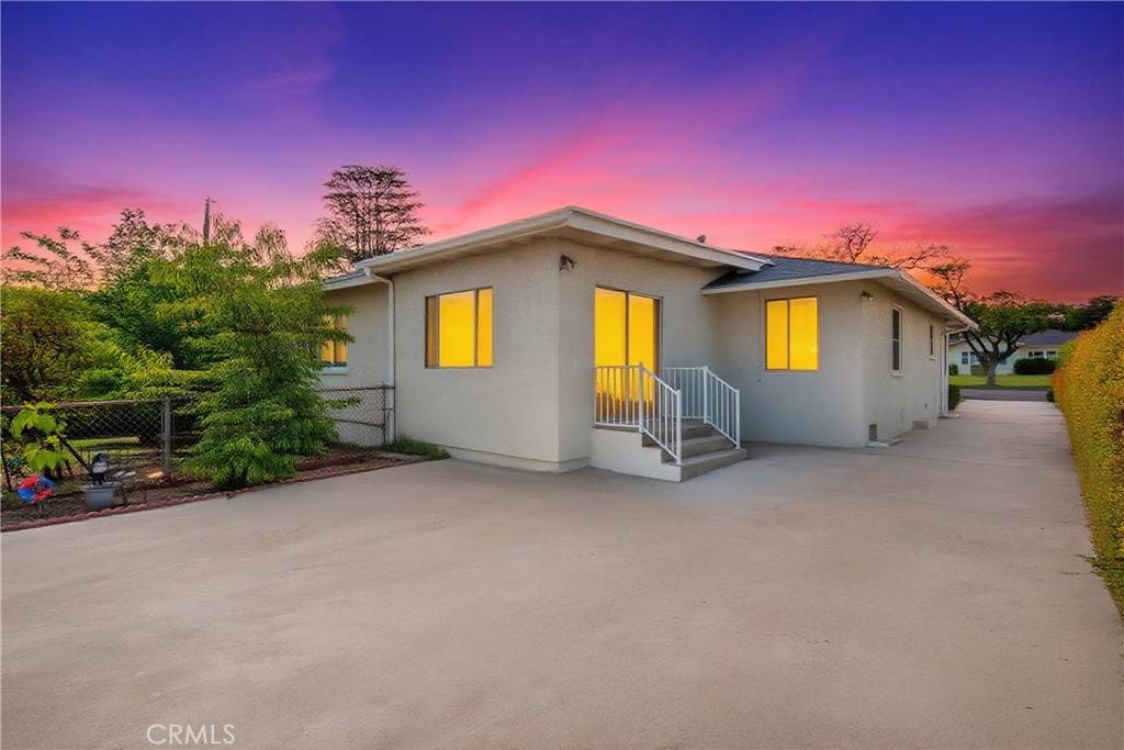 Pasadena, CA 91104,2030 Paloma ST