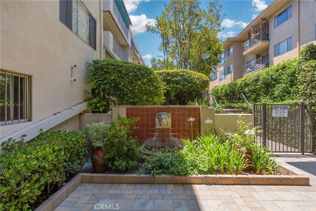 Pasadena, CA 91105,330 W California BLVD #311