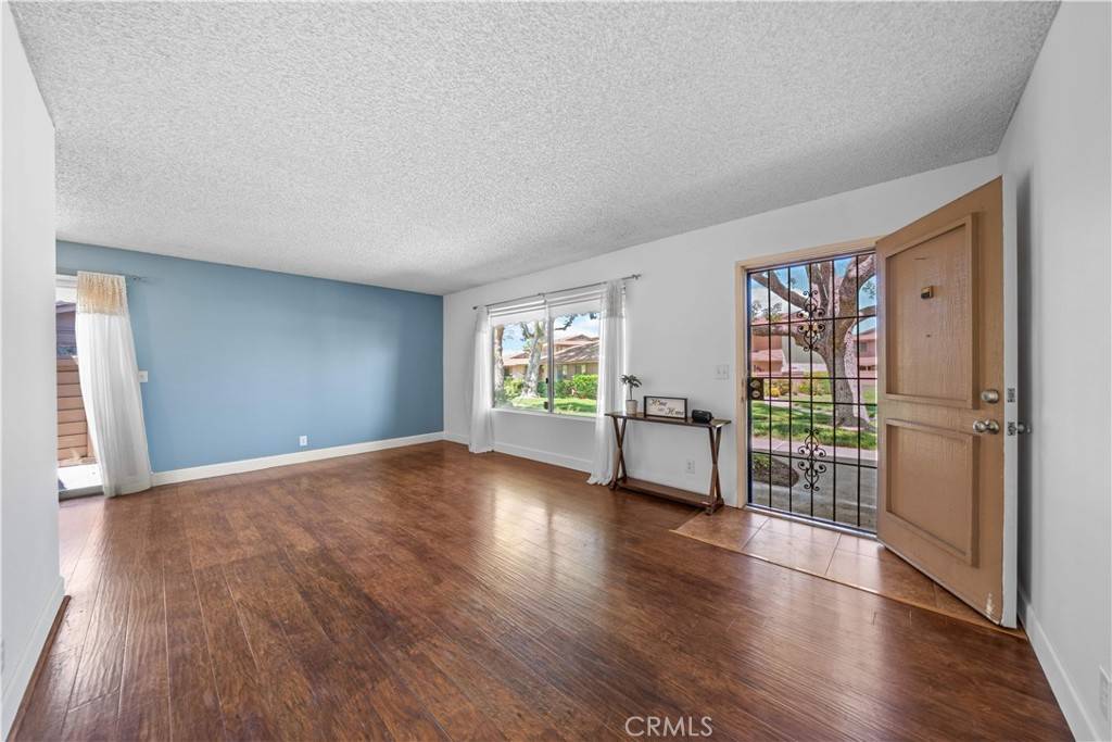 Hacienda Heights, CA 91745,1456 Countrywood AVE #14