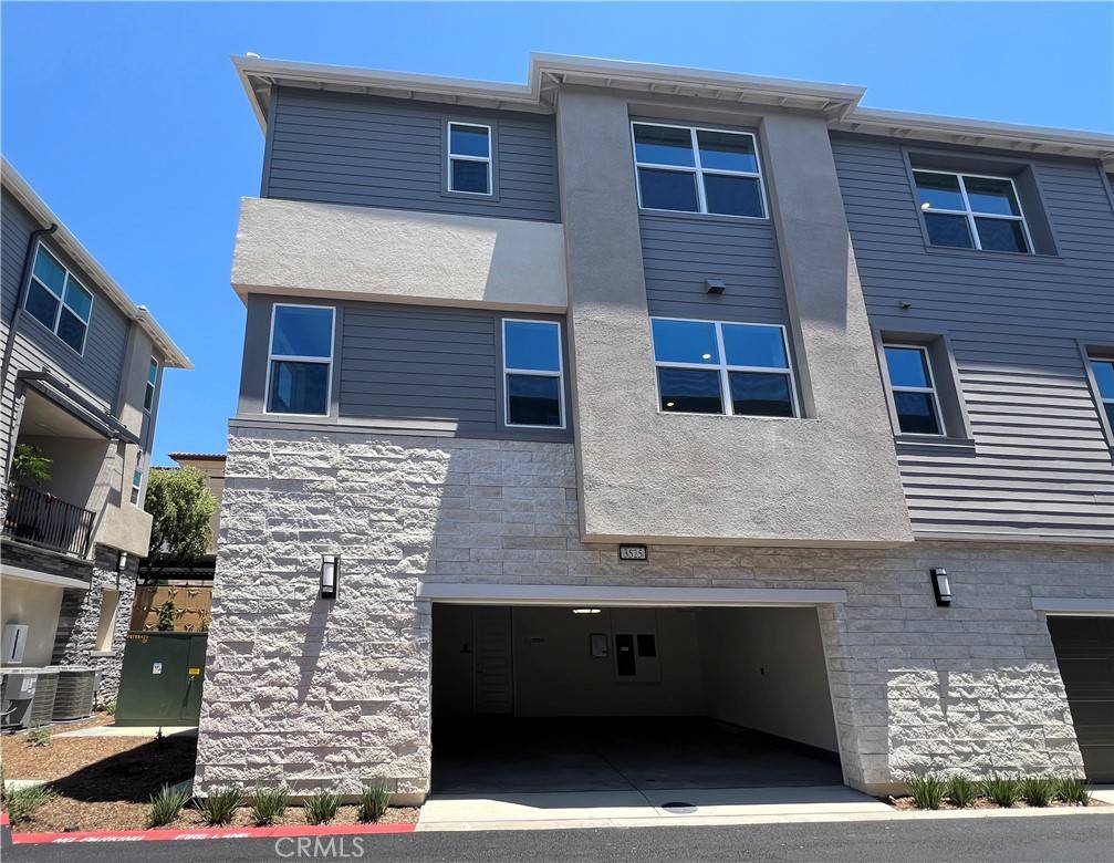 Ontario, CA 91764,3525 Indigo privado