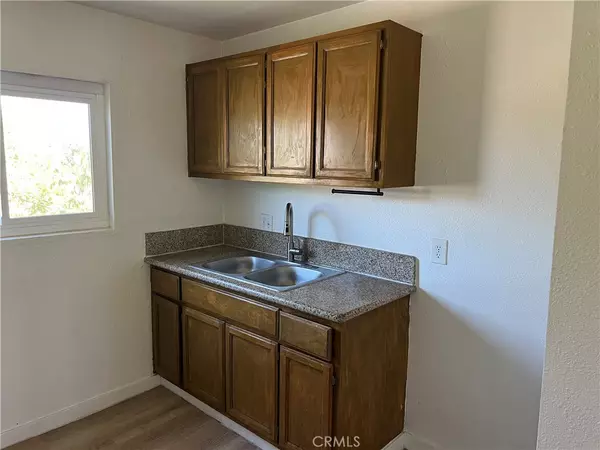 Pomona, CA 91766,442 W 12th ST #4