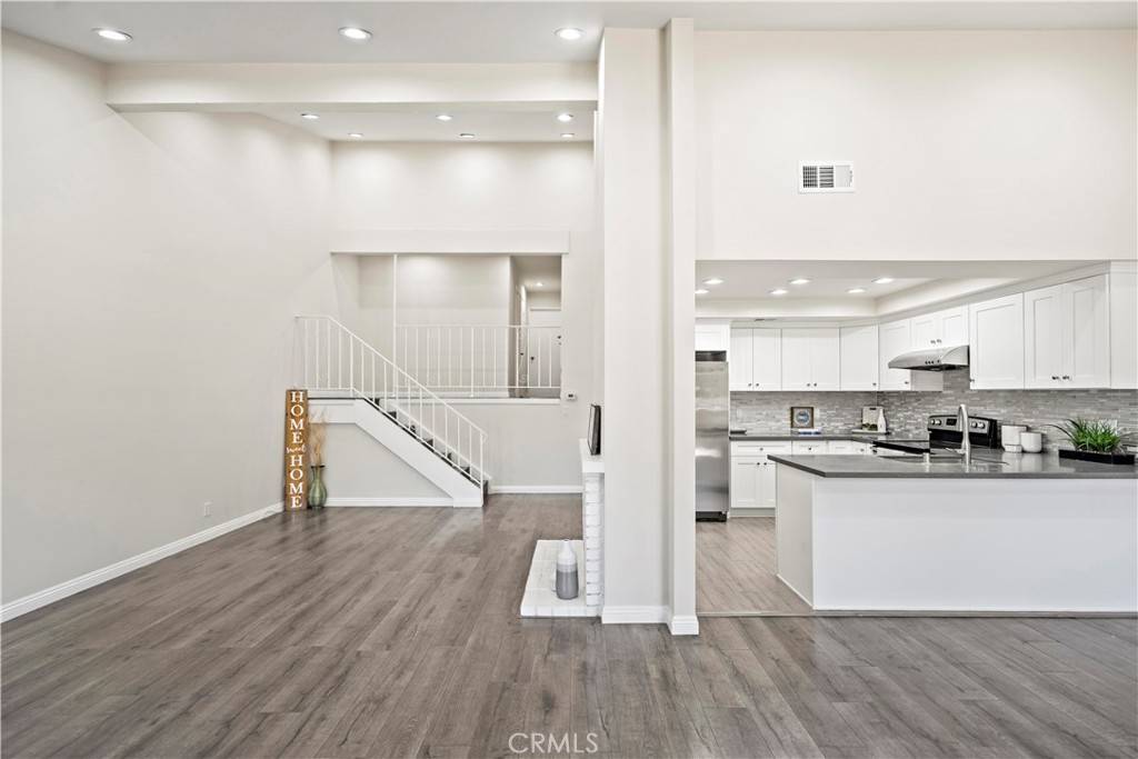 Arcadia, CA 91007,436 Fairview AVE #6