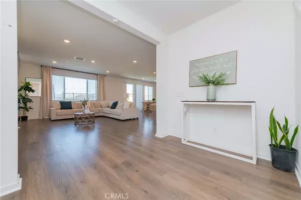 Winchester, CA 92596,34399 Cyan