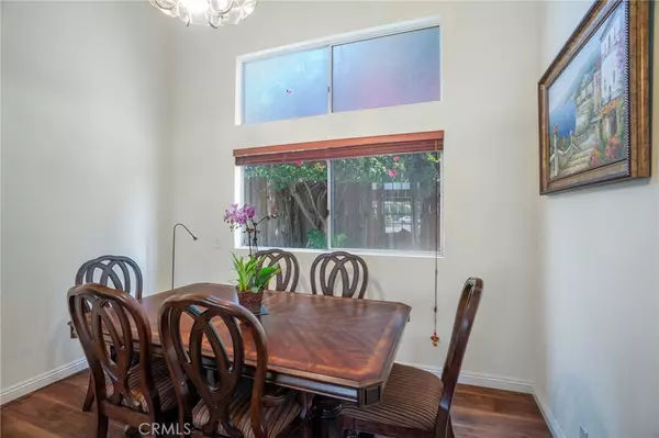 Monrovia, CA 91016,430 W Walnut AVE W