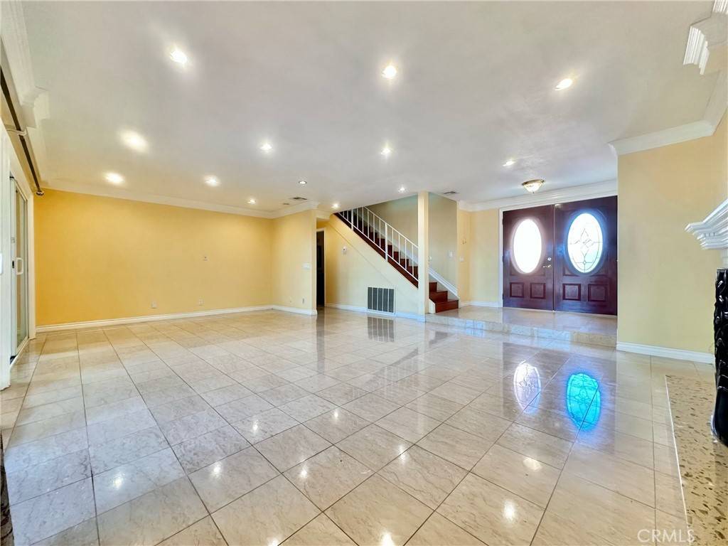 Montebello, CA 90640,1602 via palermo