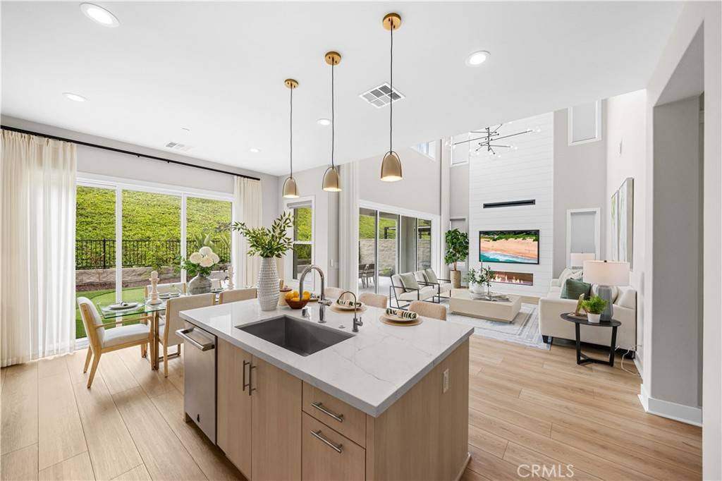 Lake Forest, CA 92630,281 Burwood