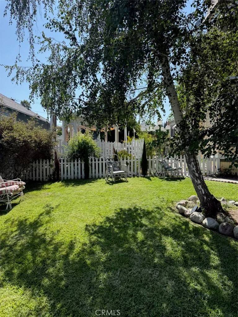 Pasadena, CA 91107,433 Martelo AVE