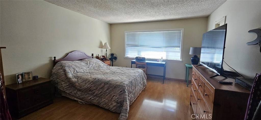 Los Angeles, CA 90065,1810 Sunny Heights DR