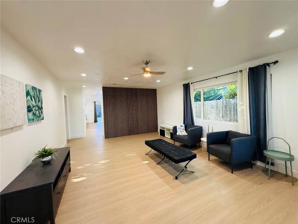 Fullerton, CA 92833,3502 W Flower AVE