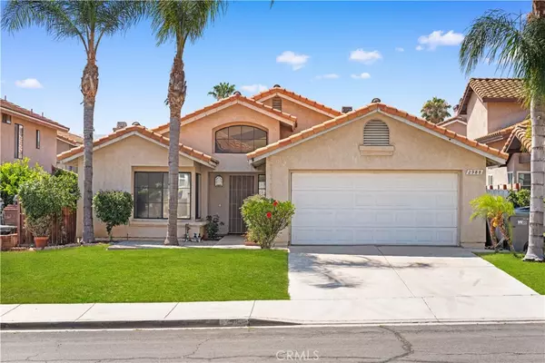 2988 Dartmouth CIR, Corona, CA 92879