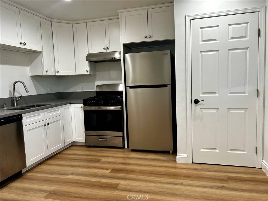 Temple City, CA 91780,4921 Persimmon AVE #B