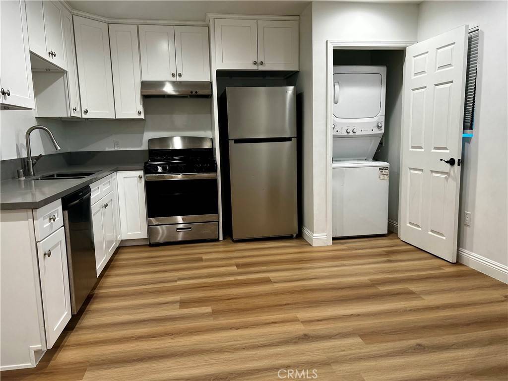 Temple City, CA 91780,4921 Persimmon AVE #B