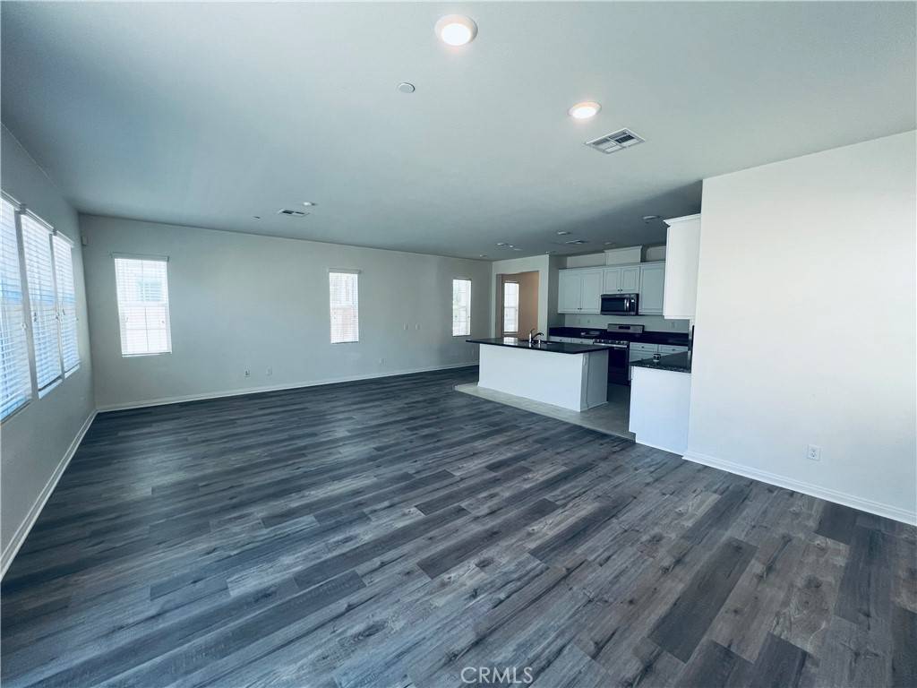 Ontario, CA 91764,2061 E Sentinel Privado