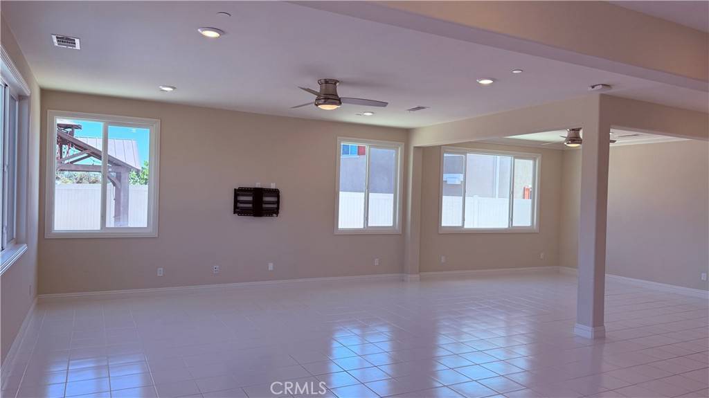 Vista, CA 92081,1167 Tesoro PL