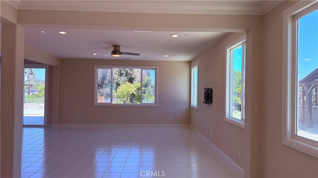 Vista, CA 92081,1167 Tesoro PL