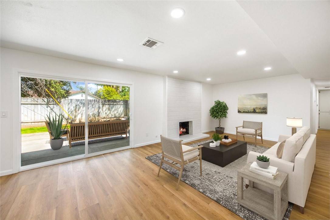 Redlands, CA 92374,733 S Grove ST