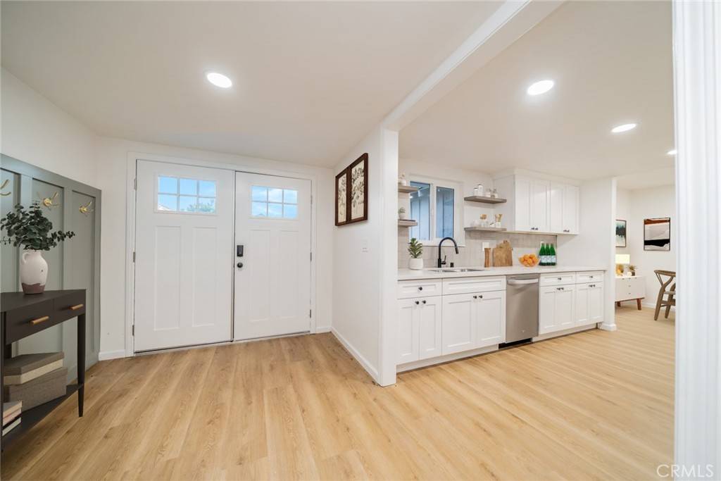 Redlands, CA 92374,733 S Grove ST