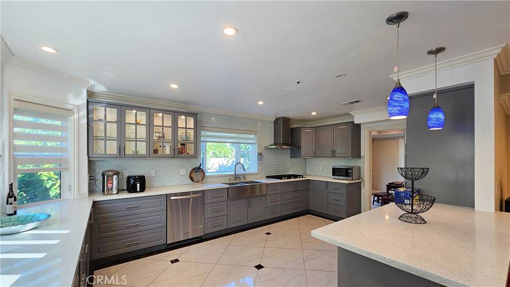 San Gabriel, CA 91776,1018 Palm AVE