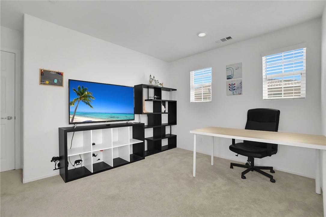 Chino, CA 91708,8595 Founders Grove ST