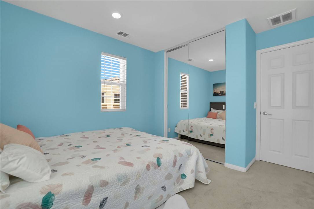 Chino, CA 91708,8595 Founders Grove ST