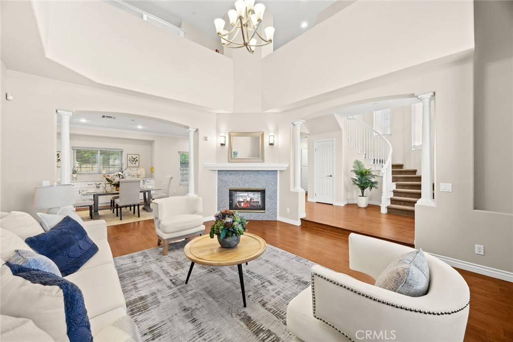 Arcadia, CA 91006,826 Country Oaks LN
