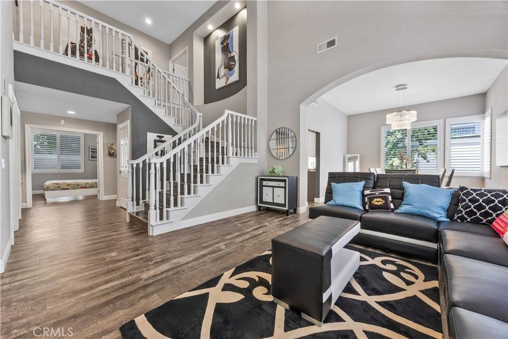 San Gabriel, CA 91775,7020 Julie LN
