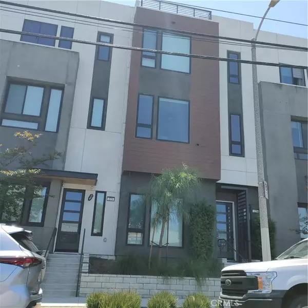 275 W 8th ST, San Pedro, CA 90731