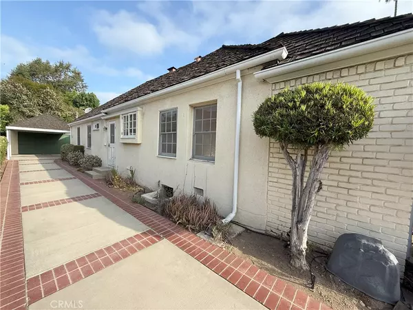 San Marino, CA 91108,1867 Carlisle DR