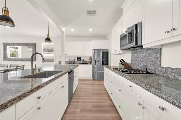 Jurupa Valley, CA 92509,2721 Kings Canyon Drive