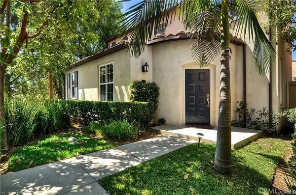 18 Sonata ST, Irvine, CA 92618