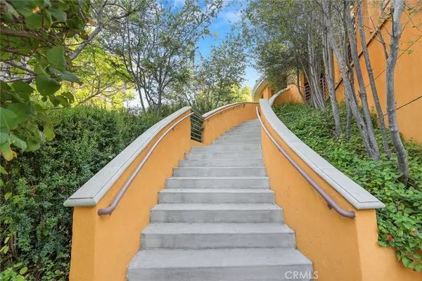 South Pasadena, CA 91030,838 Braewood CT