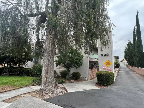 Arcadia, CA 91007,922 W Duarte Rd #3