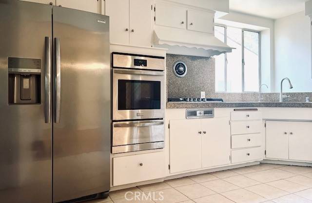 Northridge, CA 91325,8954 Chimineas AVE