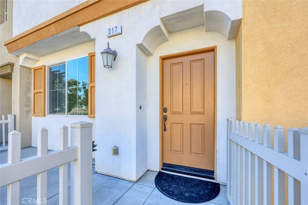Azusa, CA 91702,317 N Fenimore AVE